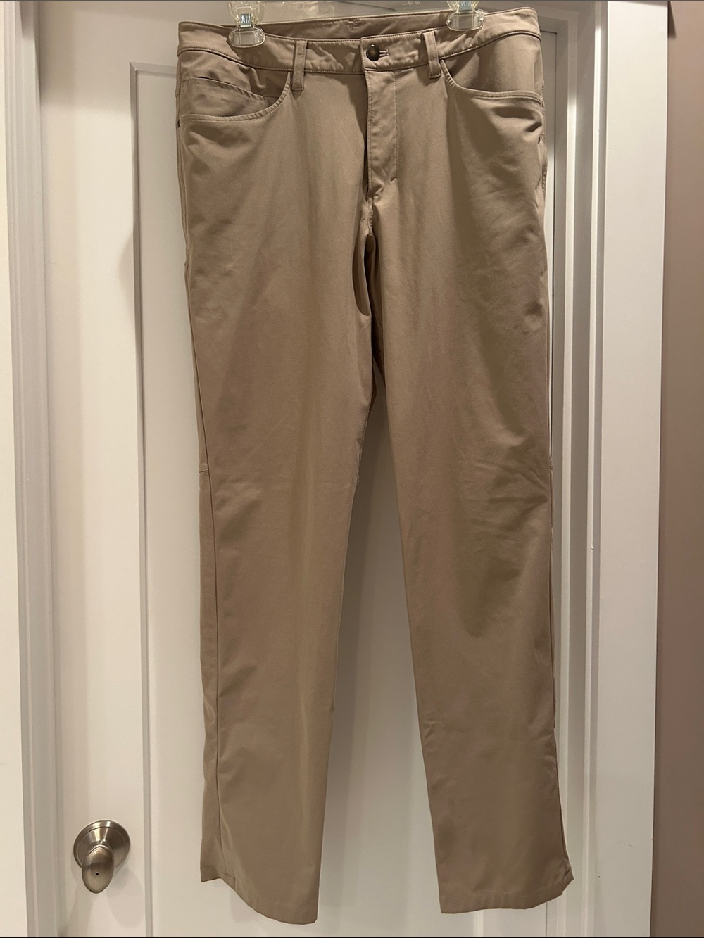 lululemon athletica Men's Tan Chino Pants